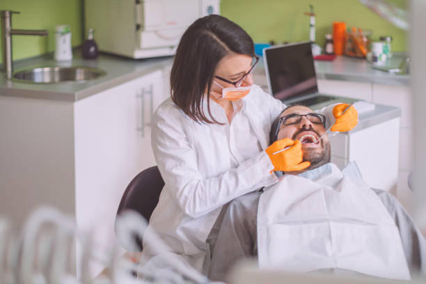 Best Emergency Tooth Extraction in North Pearsall, TX